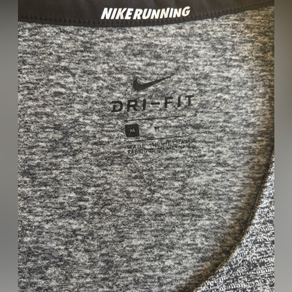 🏃🏻♂️ Nike Running Dri-Fit Tank Top - Picture 3 of 4